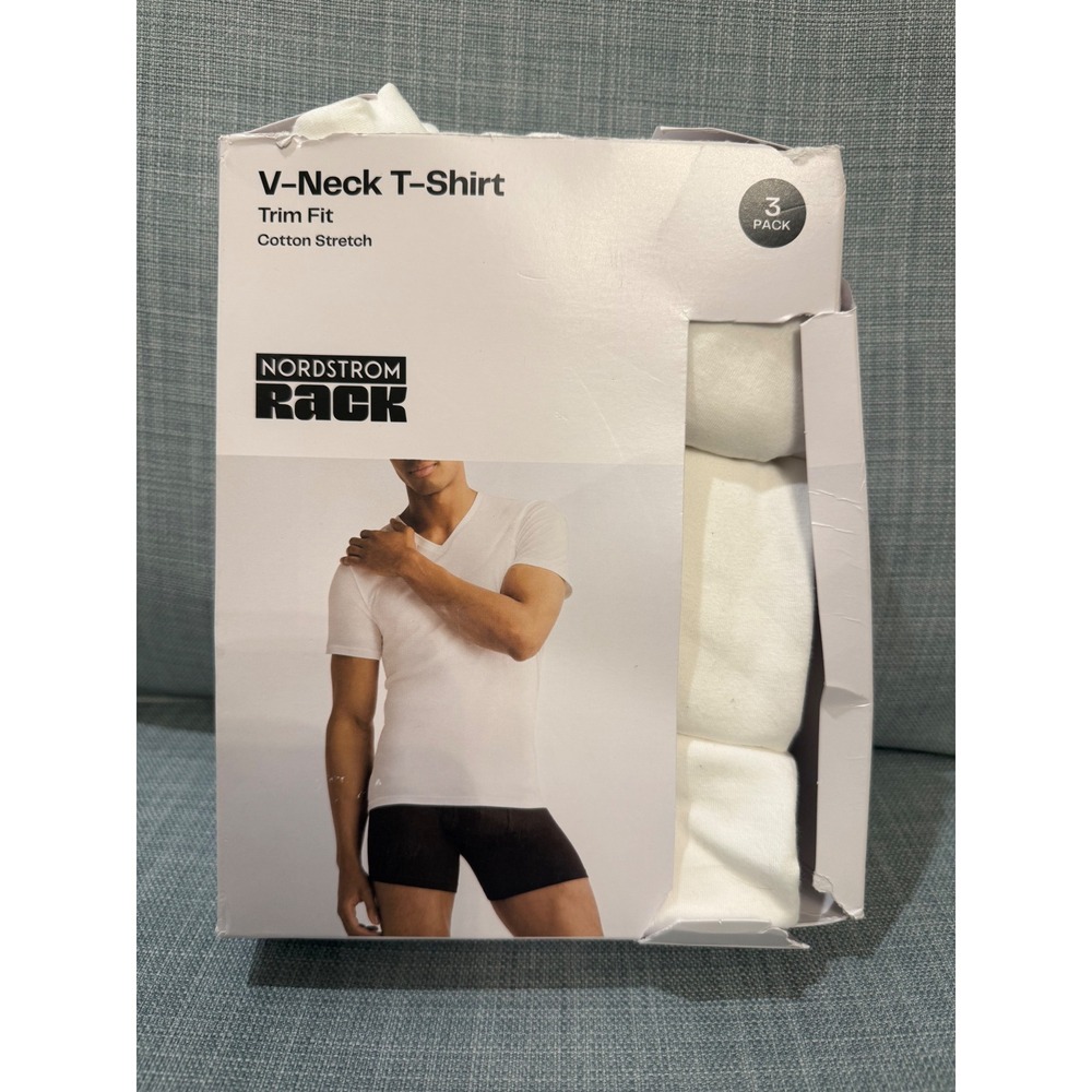 Nordstrom Rack Mens V-Neck T-Shirt 3-Pack White Trim Fit Cotton Stretch Size M